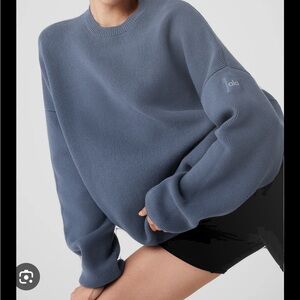 women's alo yoga scholar steel blue sweater size M